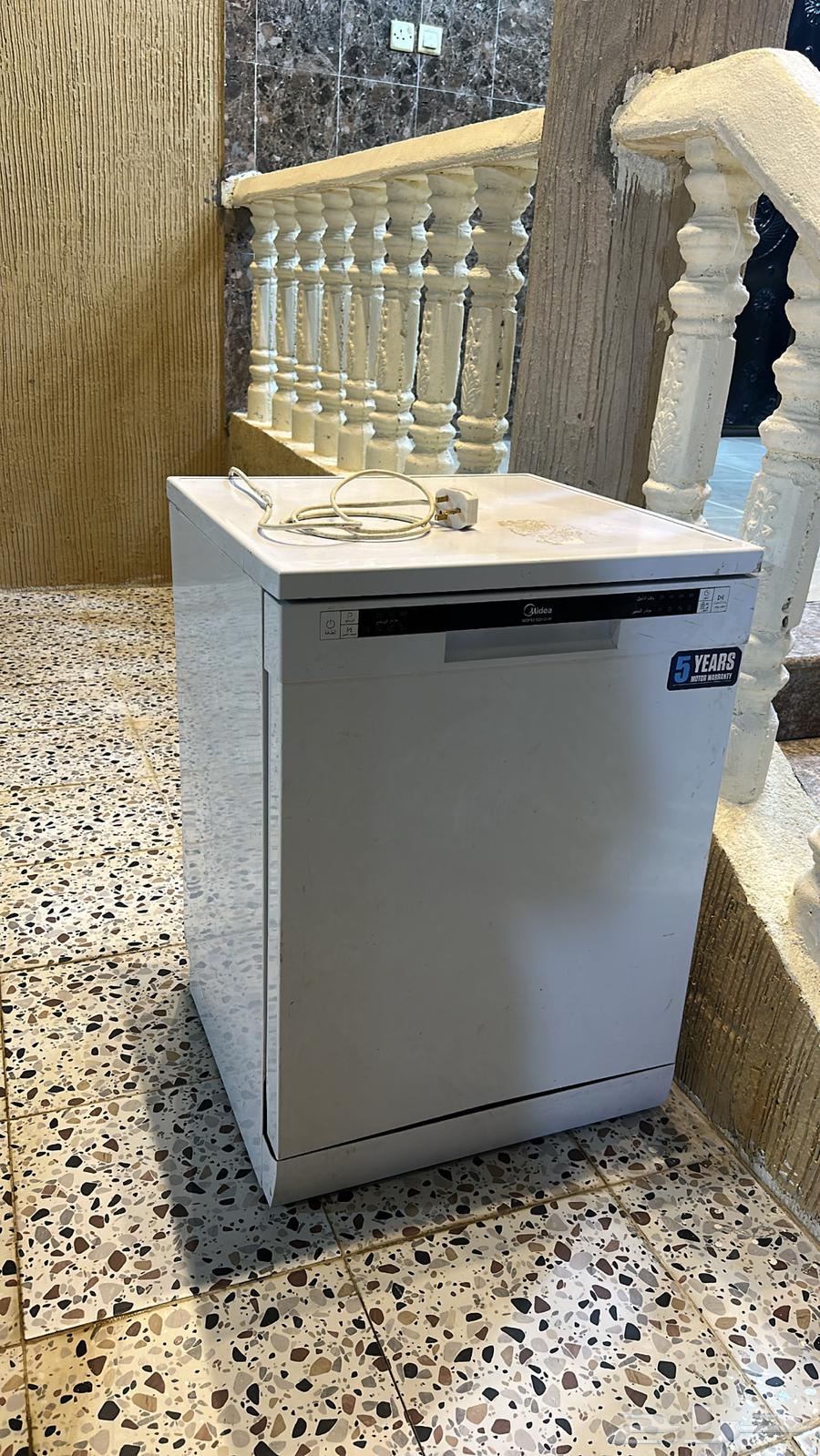 غساله شبه جديده64596340899201113