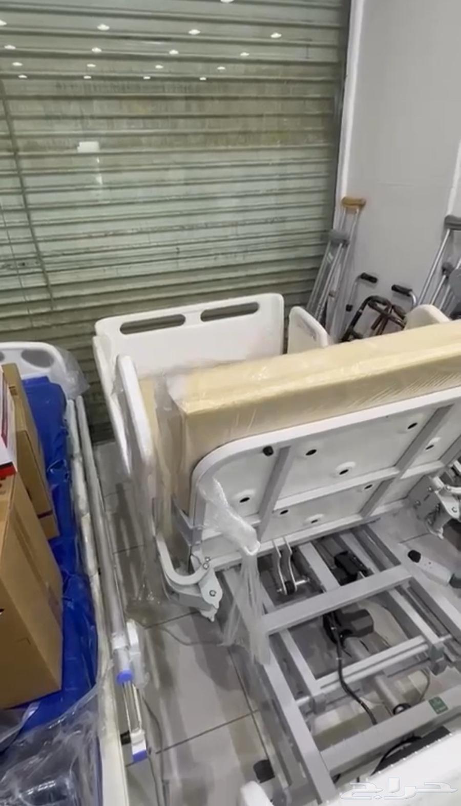 سرير طبي كهربائي للمرضى شفاهم الله64596353387265111