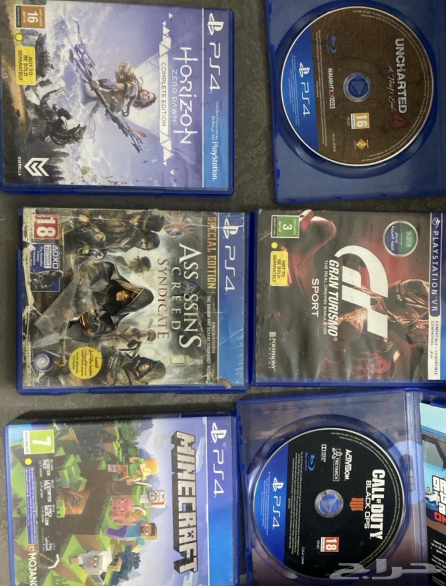 Sony 4 Sale with all accessories with three controllers and six tapes64590898596993111