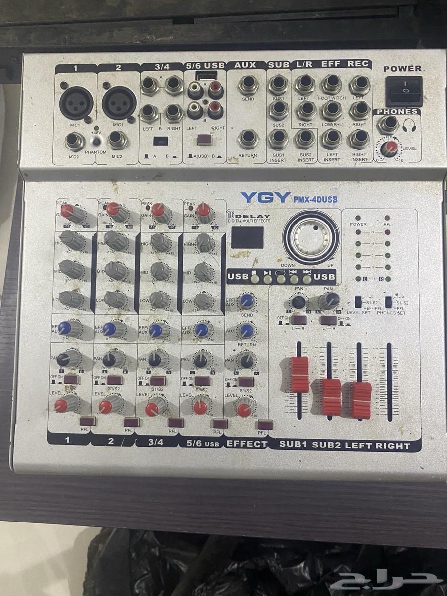 المكسر والسماعات كلها للبيع64592564833538113