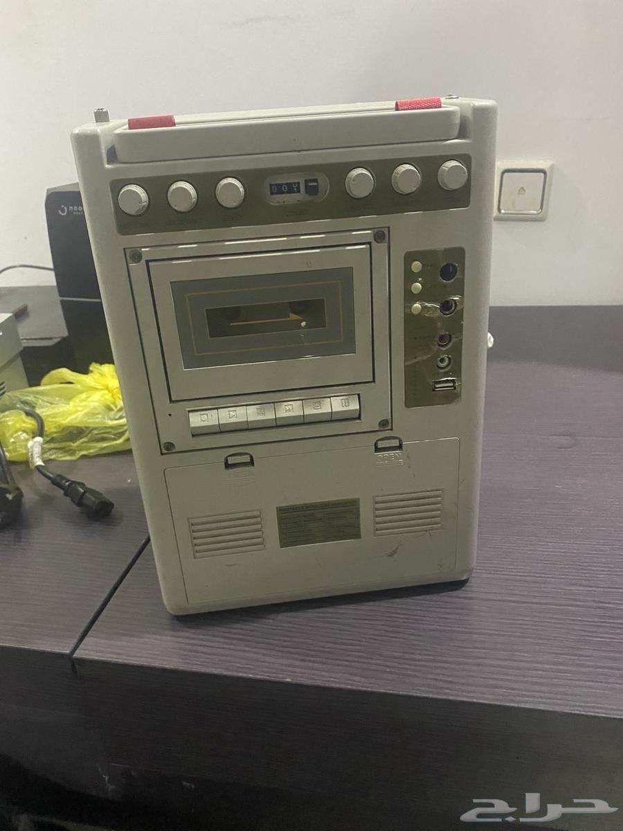 المكسر والسماعات كلها للبيع64592564833538114