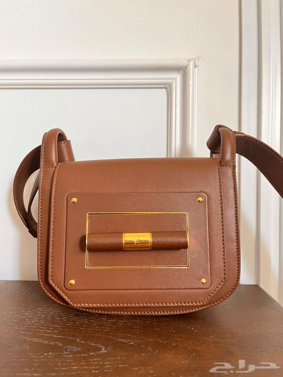 شنطه tomford سعر الشراء 4000 سعر البيع 100064594552871425111