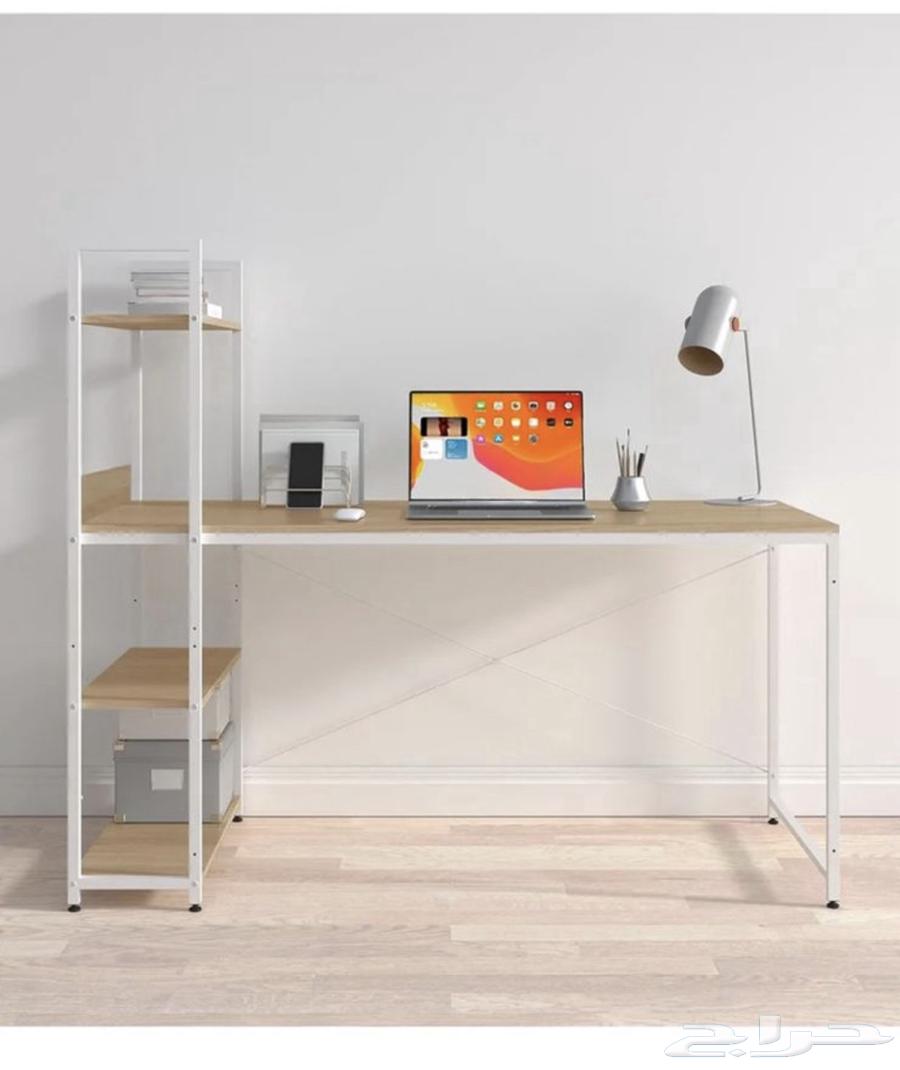 طاولة دراسيه ممتازه جديده بالكرتون64594577419395110