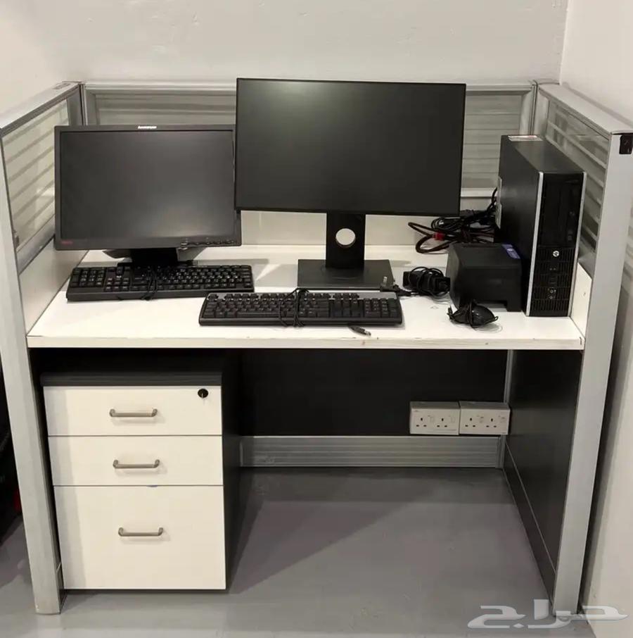 Desktop computer office64593191543298110