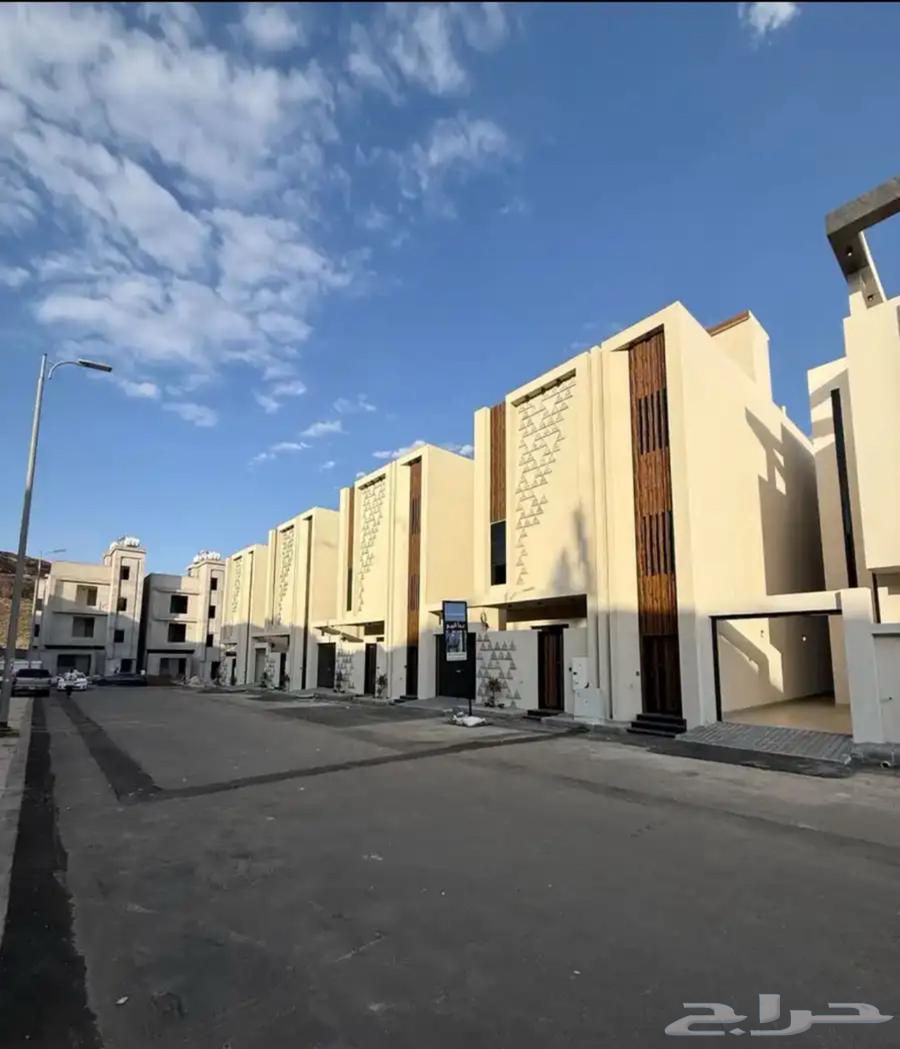 ادوار أرضية مودرن بمدخل سياره64146502139395112