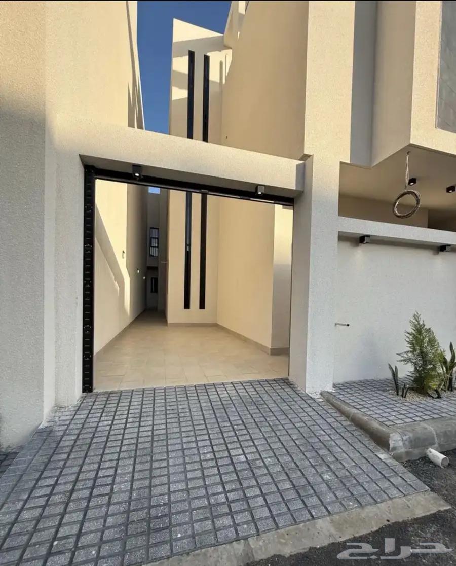 ادوار أرضية مودرن بمدخل سياره64146502139395113