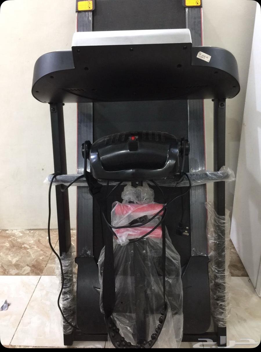 New electric treadmill used for less than a week64514486017027111
