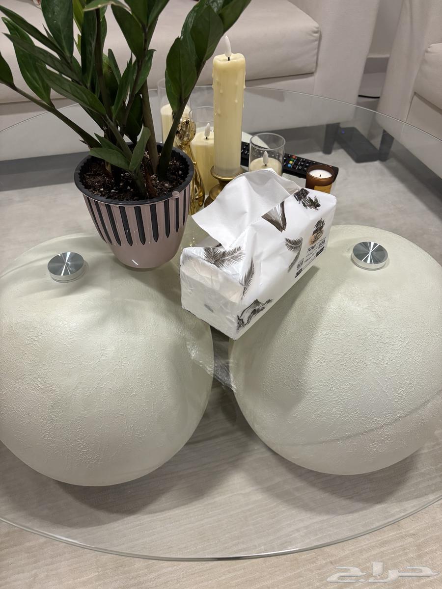 Marble table with glass top64596128865411112