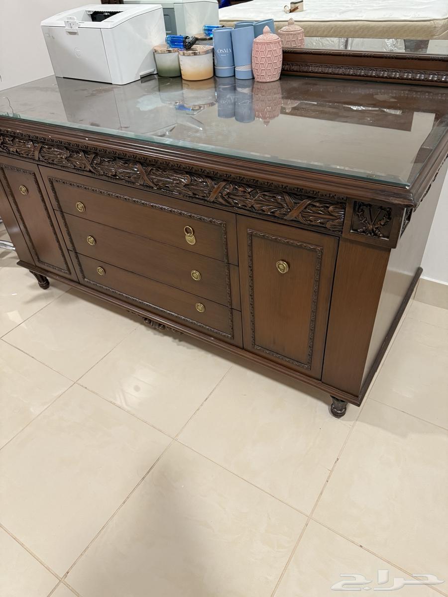 غرفة نوم نفرين64589557346562113