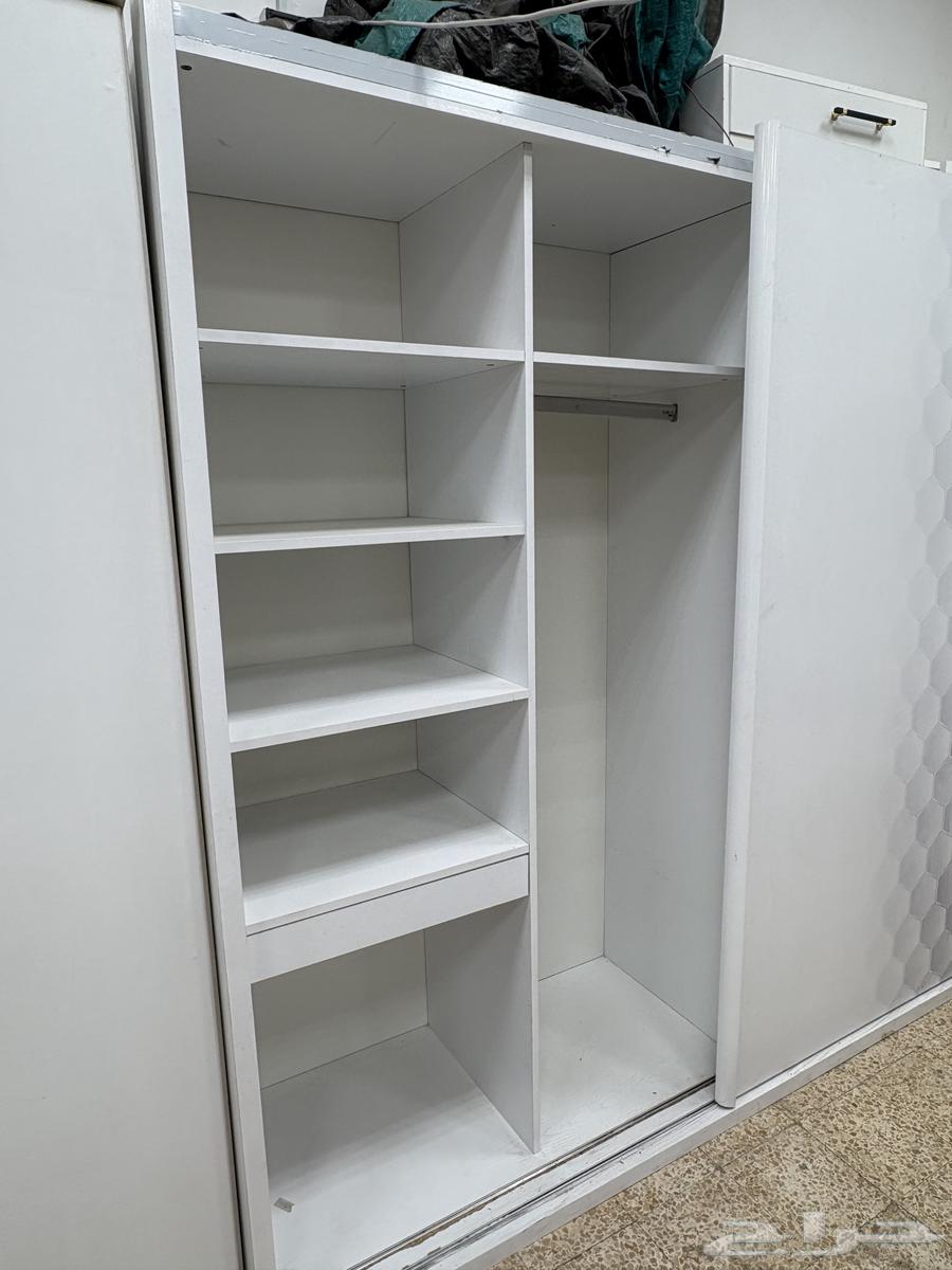 دولاب ملابس مستعمل64589266106243111