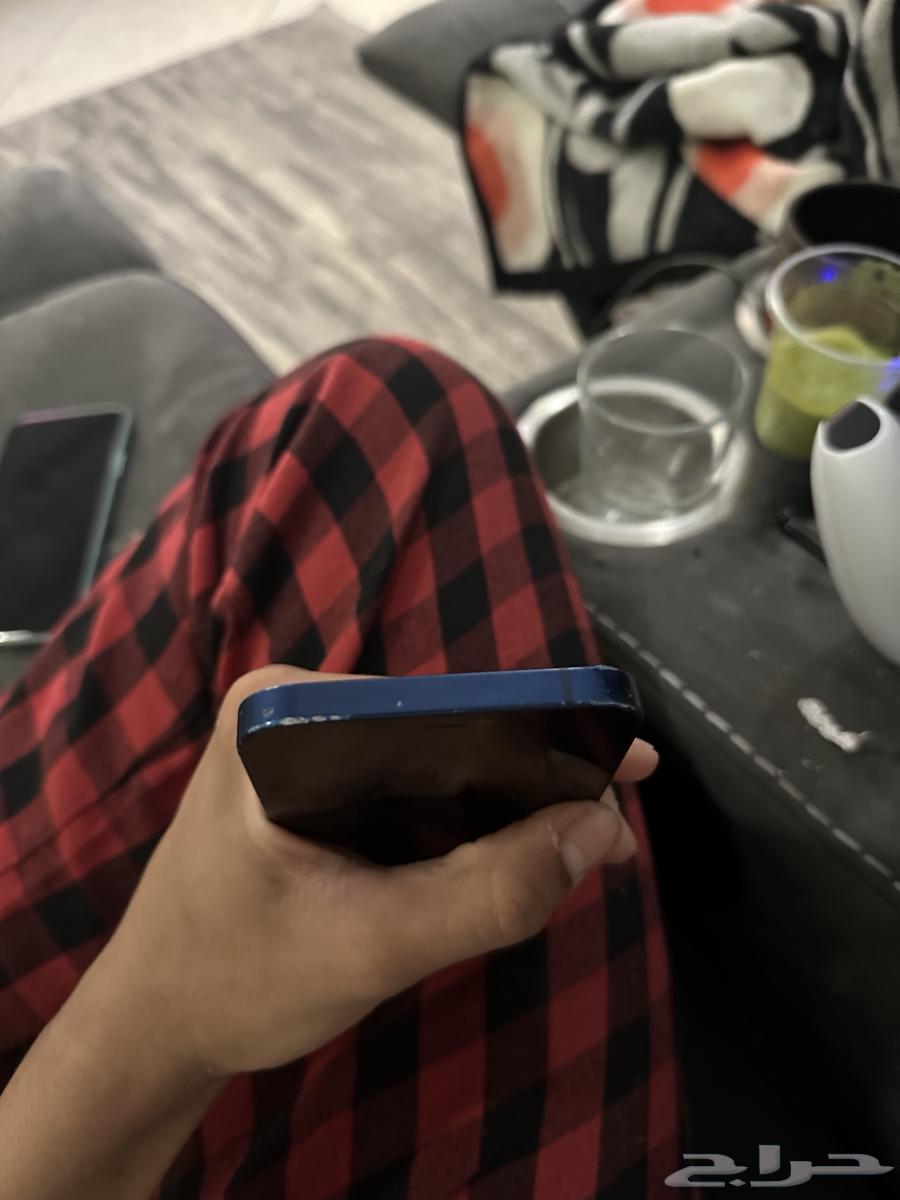 ايفون 12 ازرق64592757470467112