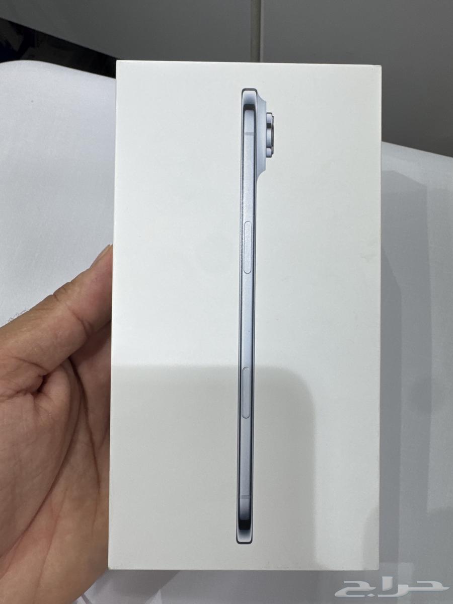 ايفون 17 اير64593435845635110