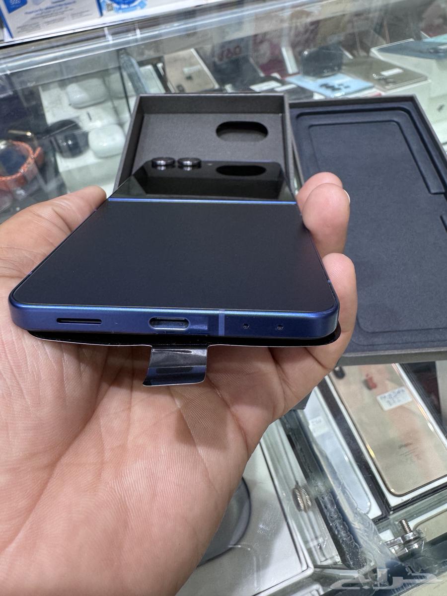 سامسونج جلاكسي زد فليب 764594788820098111