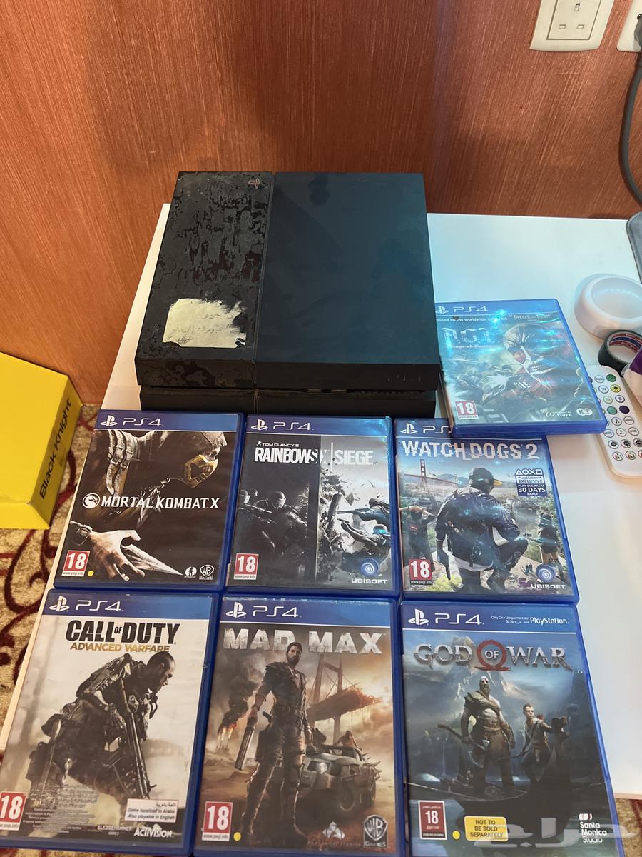 Sony 4 without controller with 7 discs64592648893953110