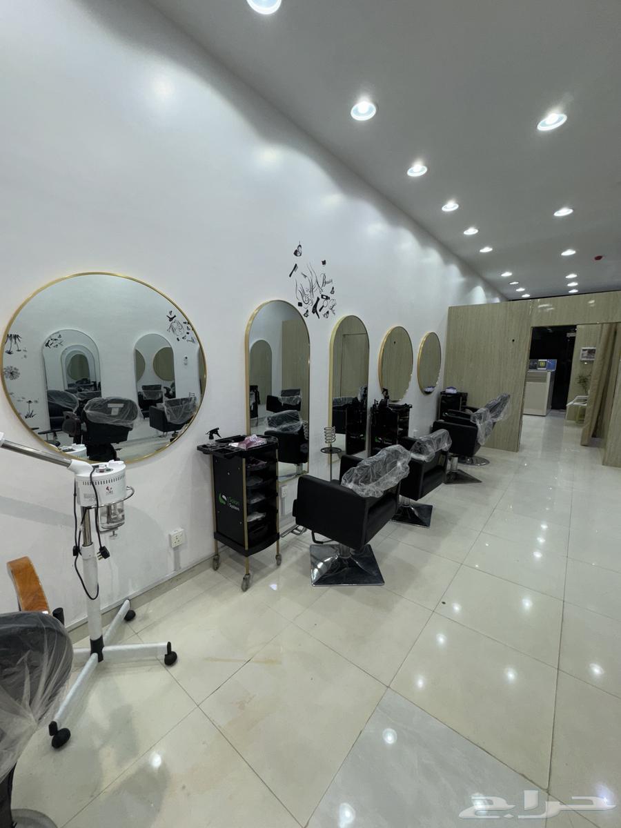 مشغل للتقبيل64146502809731111