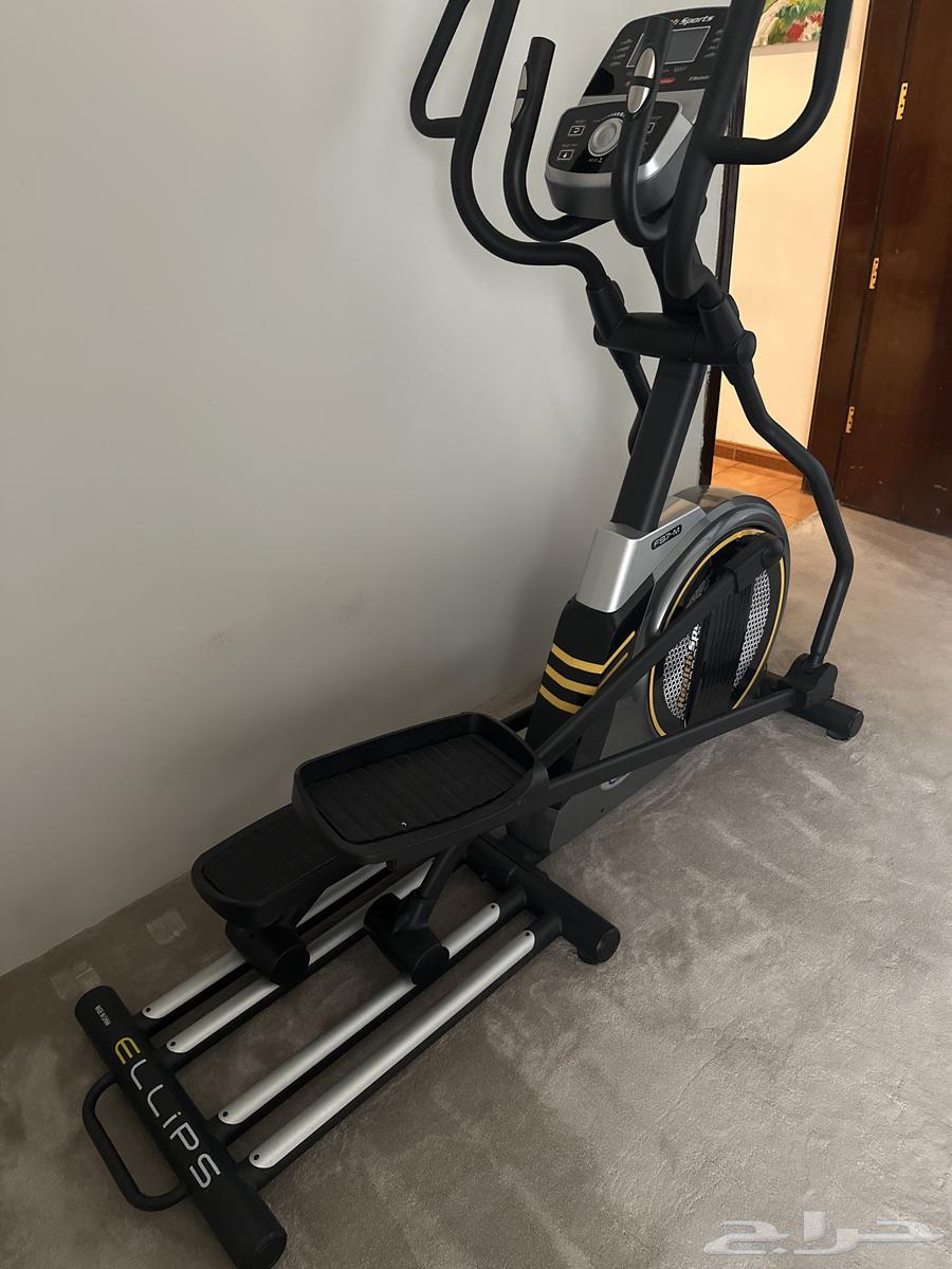 جهاز رياضي elliptical استعمال خفيف بتخفيض 1000 ريال64591574384641111