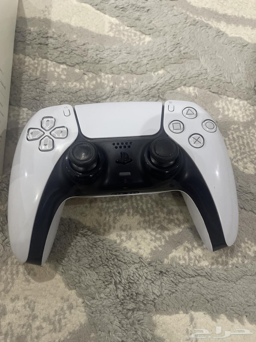 يد سوني 564592637049474110