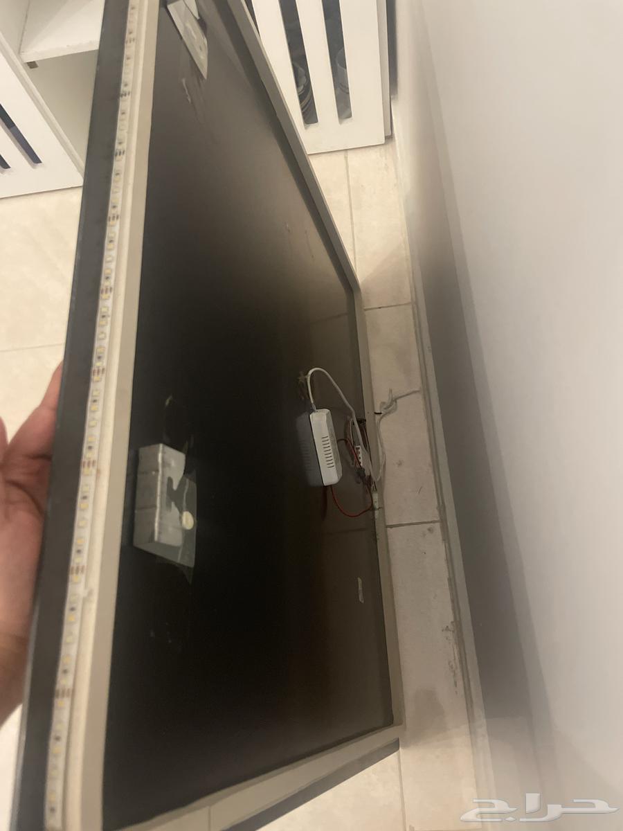 مراية كهراباء بالاضاء64589178999811113