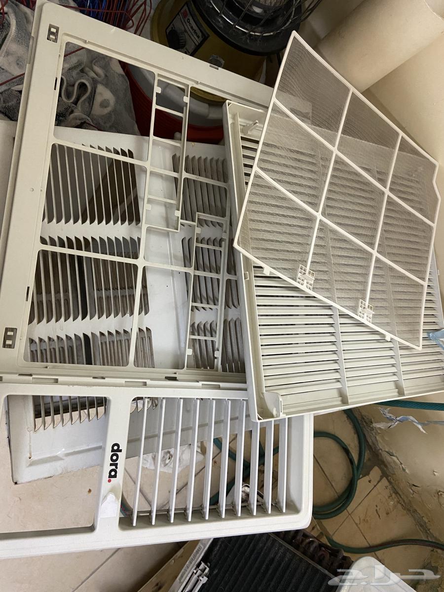 اعرض لكم مكيف نضيف للبيع سبب البيع محتاج اخو الجديد dora64590996013059110