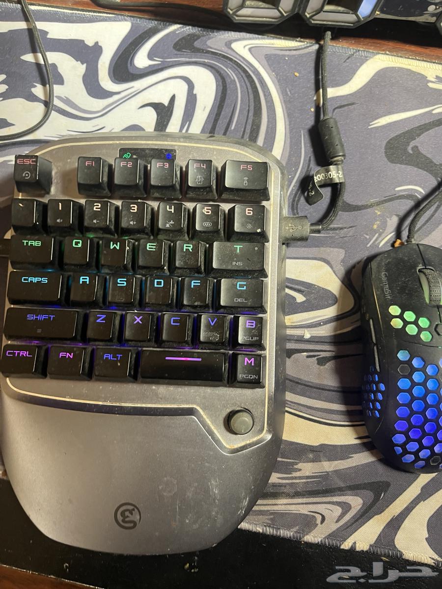 ماوس وكيبورد نظيف جديد قيمنق64591646873987110