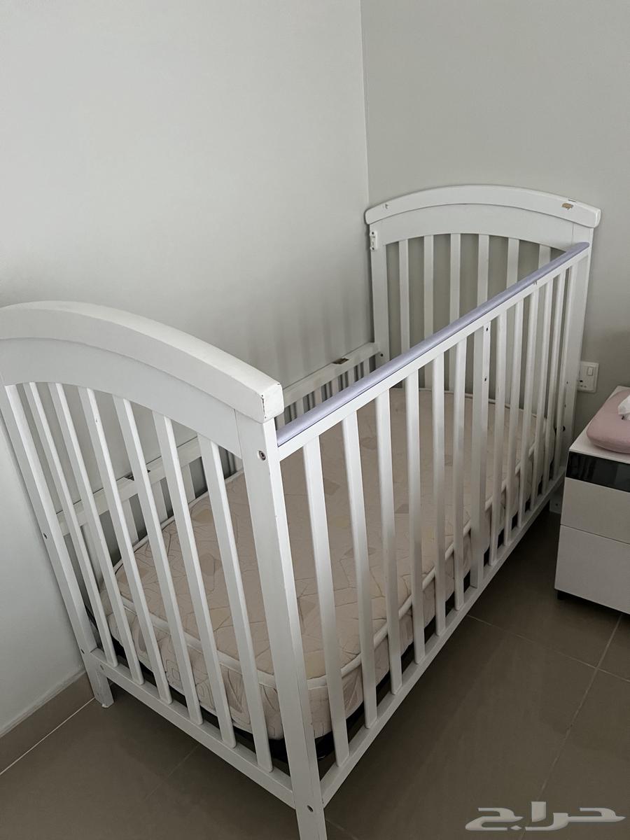 سرير اطفال وارفف ايكيا64590287008387112