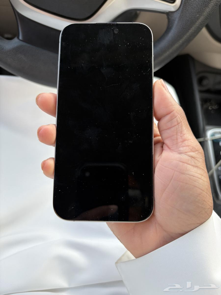 السلام عليكم يوجد لدي ايفون 15 برو تيتانيوم السعه(128) غيغا64589715284867113