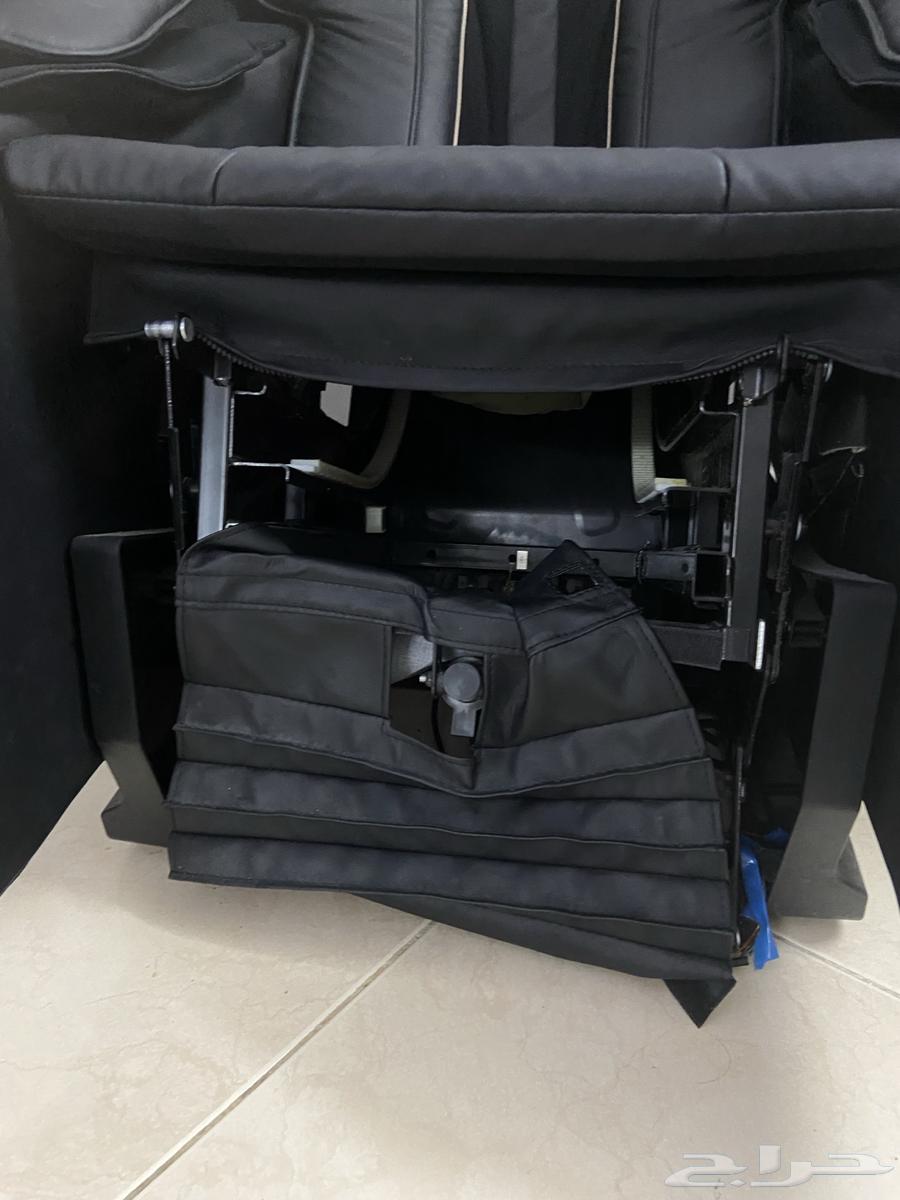 كرسي مساج نظيفة استعمال جدا جدا بسيط بدون الرجل والريموت64588718946179110