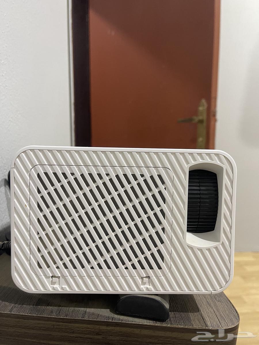 بروجكتر فوركي يدعم الرسيفر ويدعم الجوال ونتفلكس و شاشته معه64596179169026111