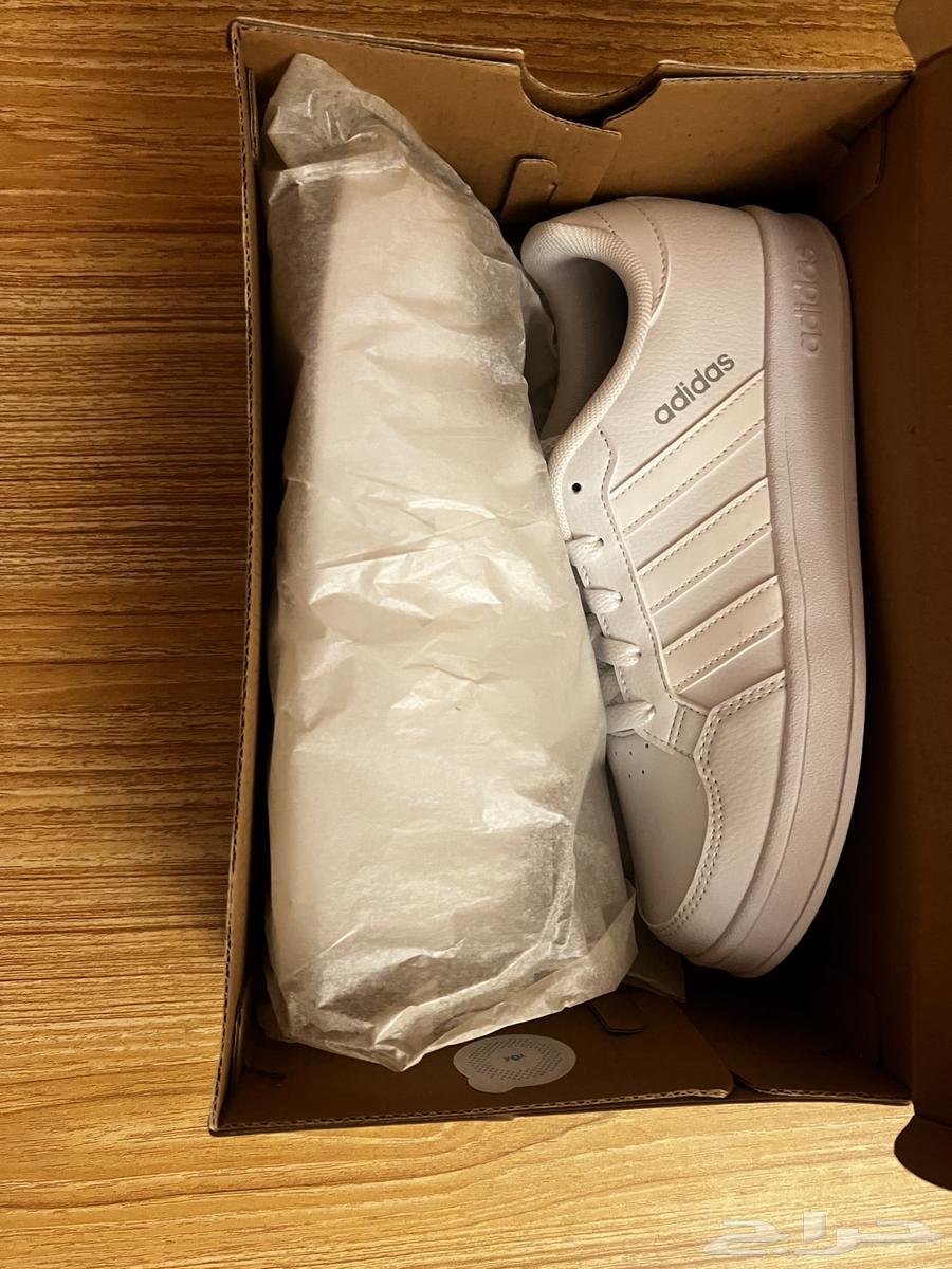 حذاء نسائي اديداس جديده لم تستخدم المقاس 36 و2 364595968567297112