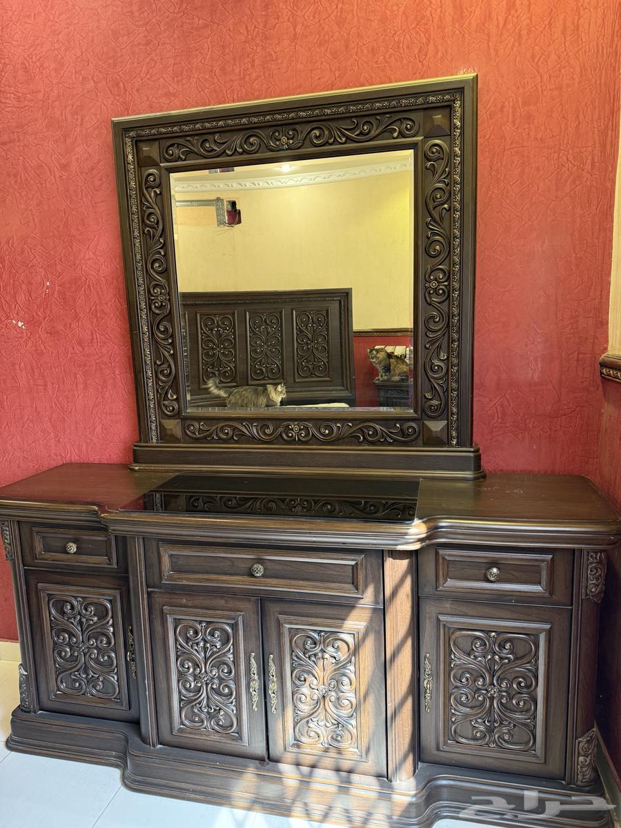 غرفة نوم من اثاث العمرو للبيع64590262838145112