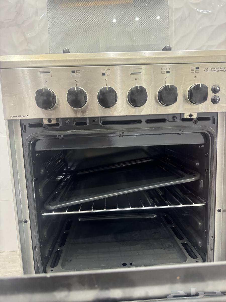فرن مستخدم نظيف ولم يستخدم بعد64588993083011112