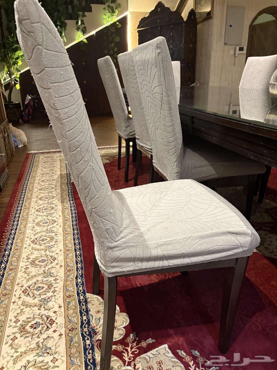 طاولة للبيع مع 10 كراسي64592757462530112