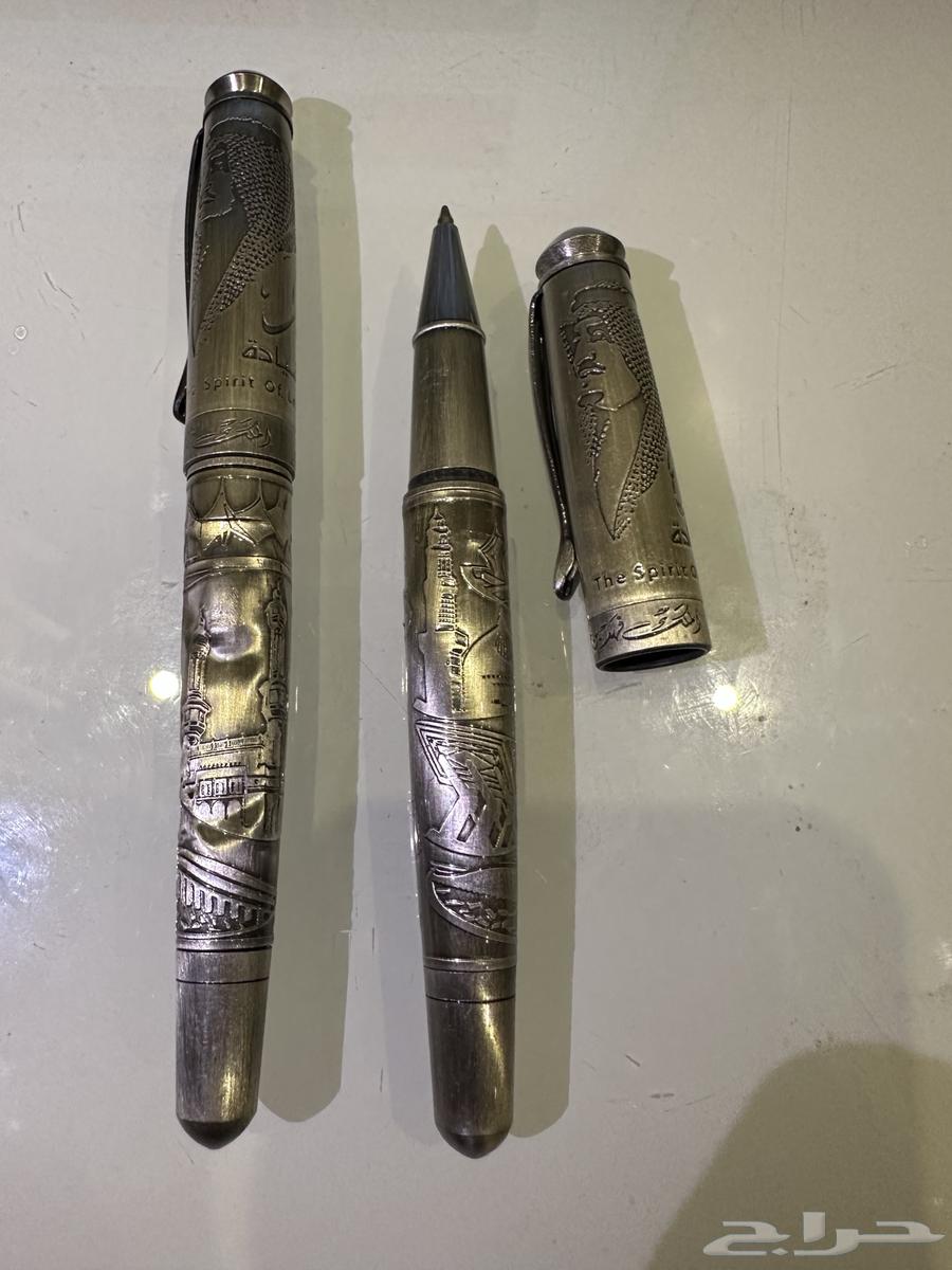 قلم ملكي روح القيادة بطابع الملك فهد سعر القلمين 30064588445442305112