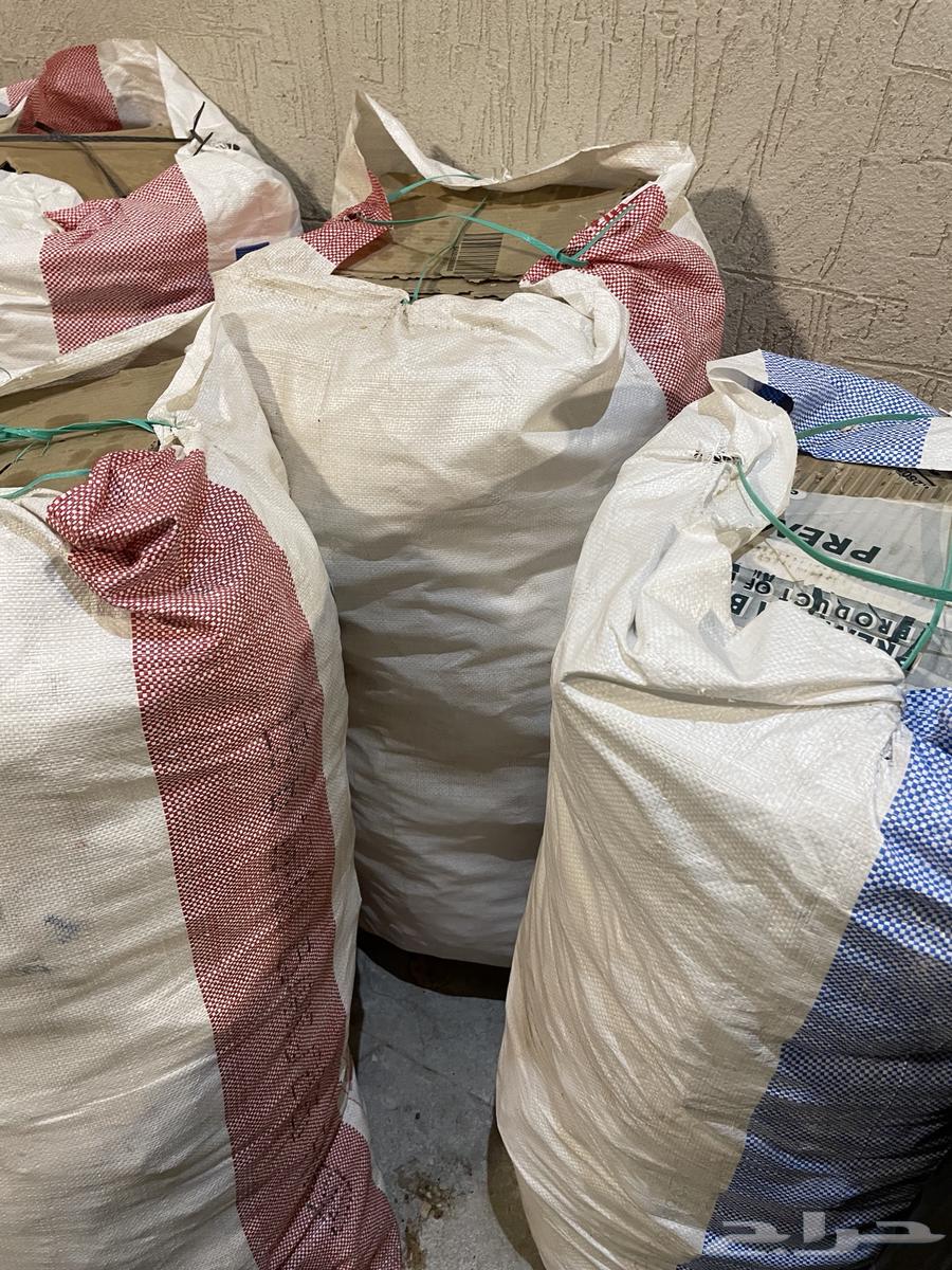 16 خيشة خبز الوحده ب25 ريال64594751646210110