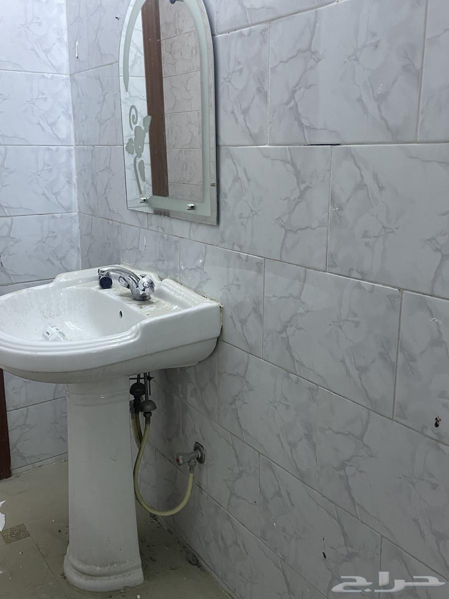 Selling furniture, fans, washing machines, and two windows64594701318914112