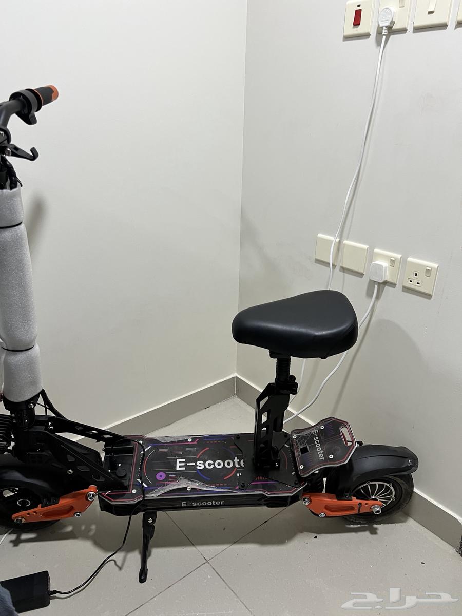 سكوتر بطاريه كبيره جديد نظف جدا جدا64592564849411110