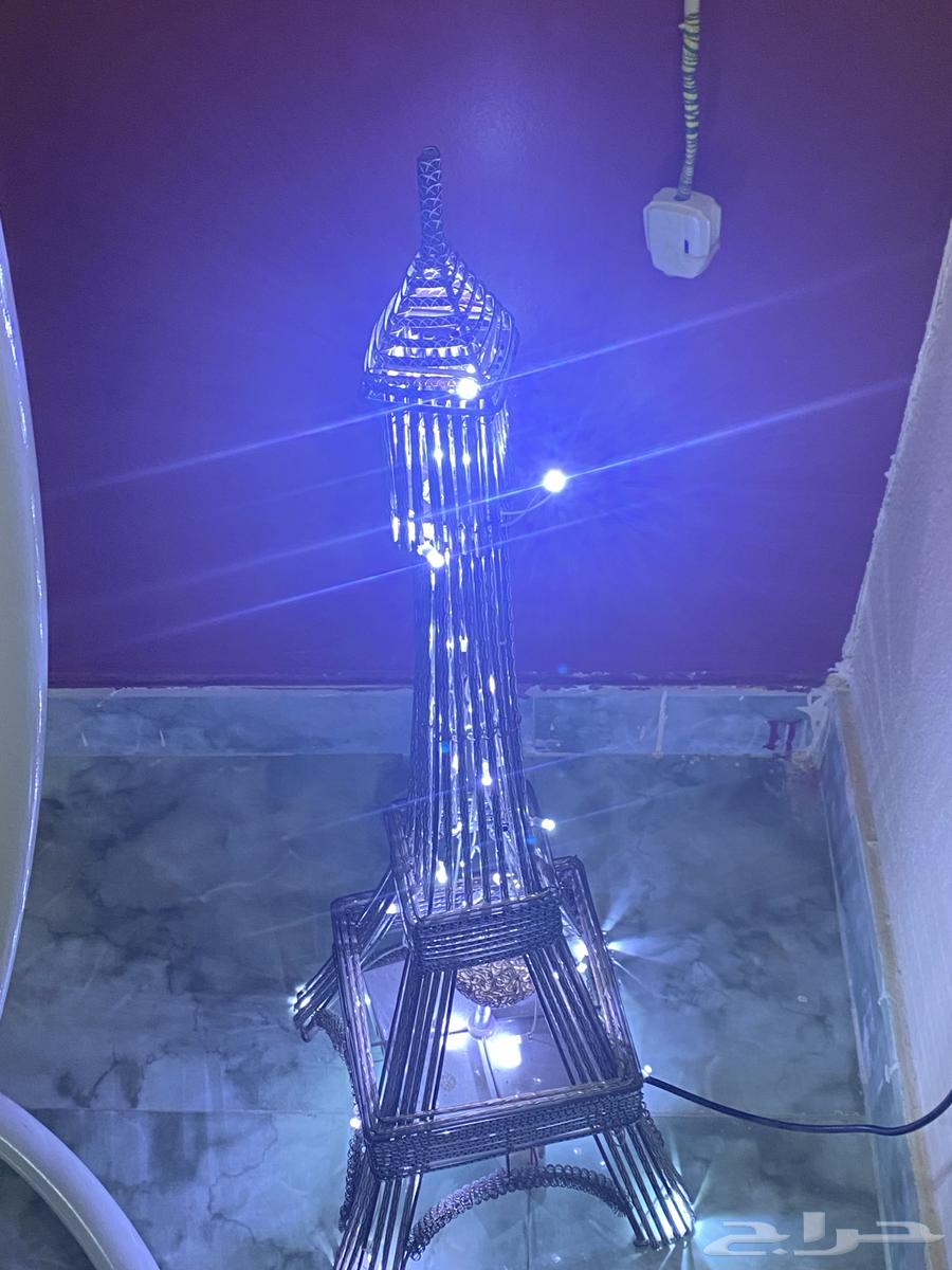 Eiffel Tower64595660533507111