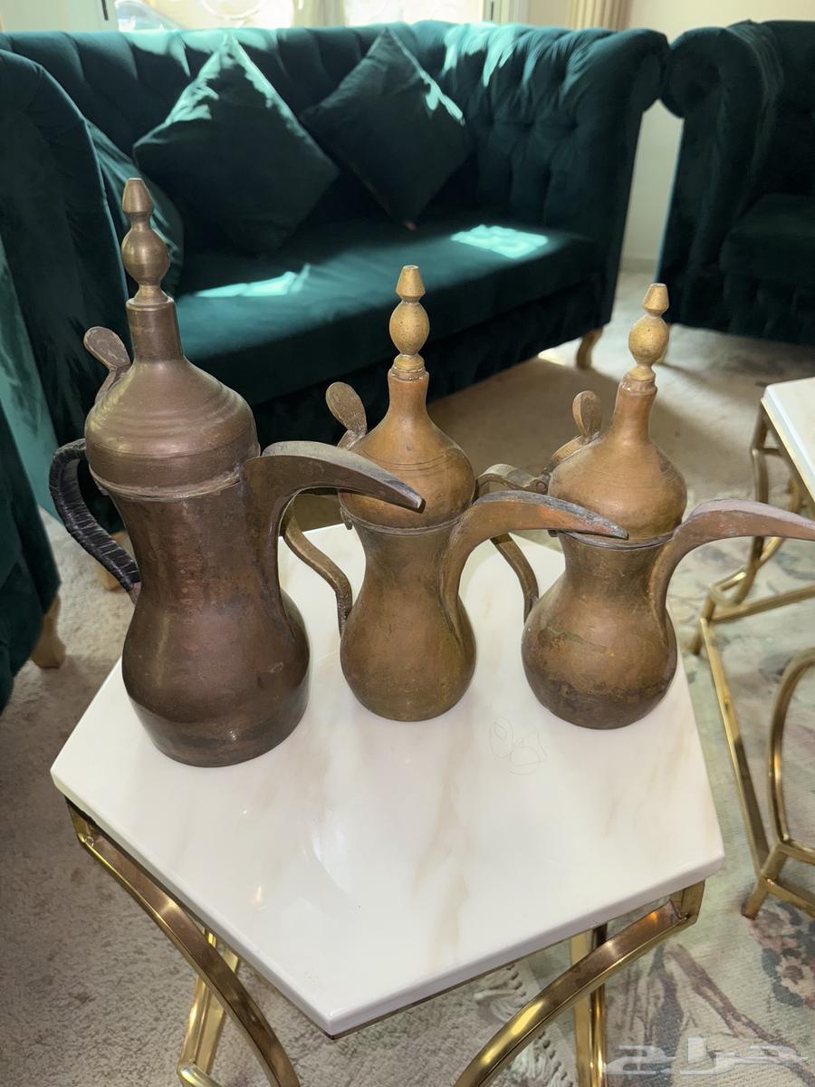 دلال قديمه و نظيفه للبيع64590274855042111