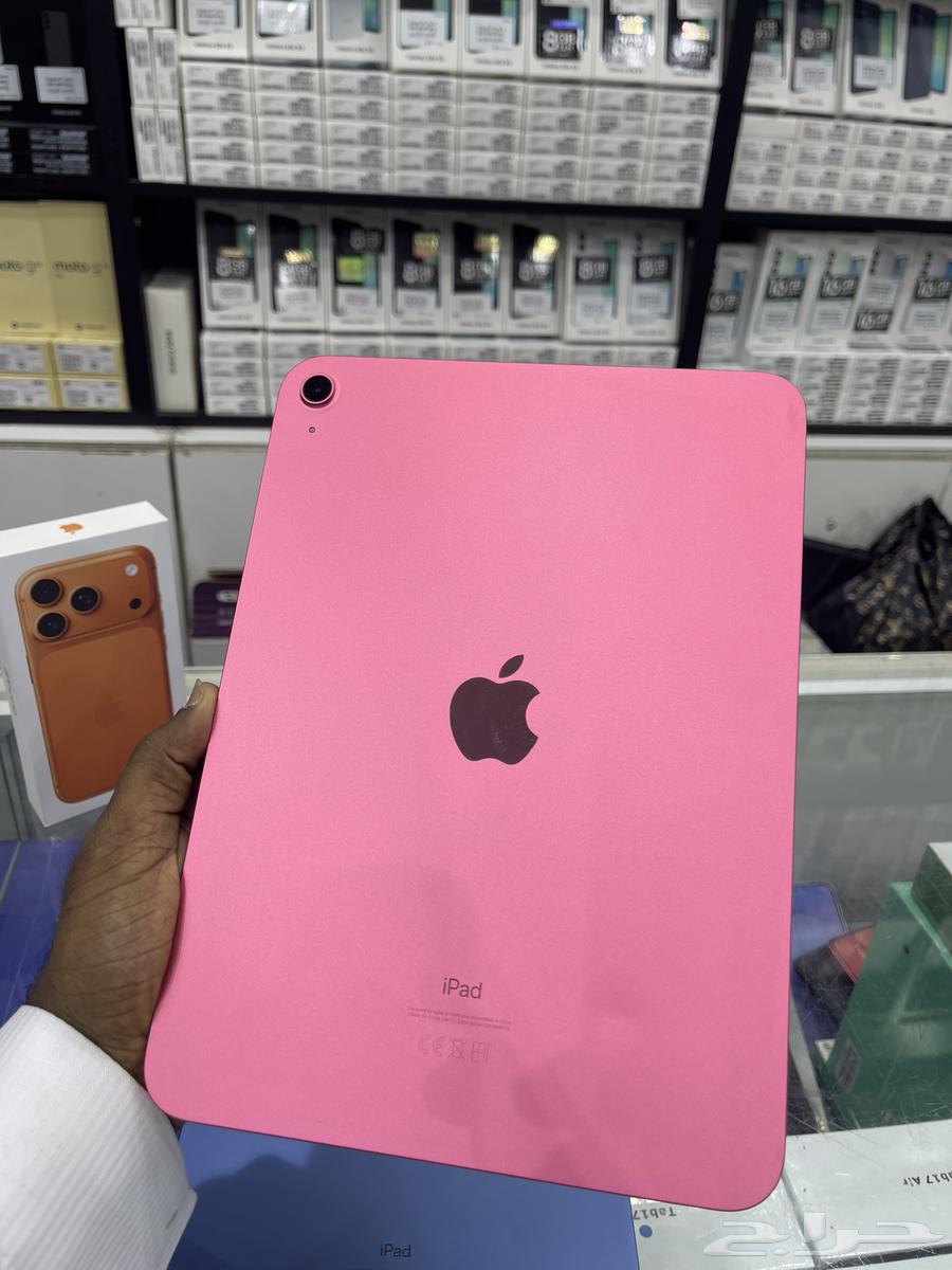 ايباد الجيل العاشر. الذاكره 64 نظيف جدا  استخدام حشمه64596141375618113
