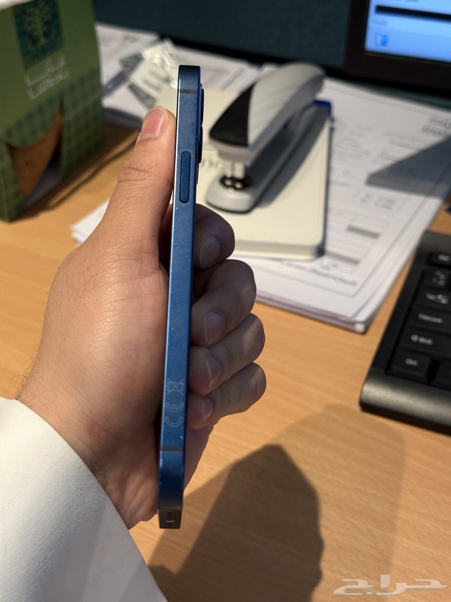 للبيع  آيفون 12   128GB64590959495938110