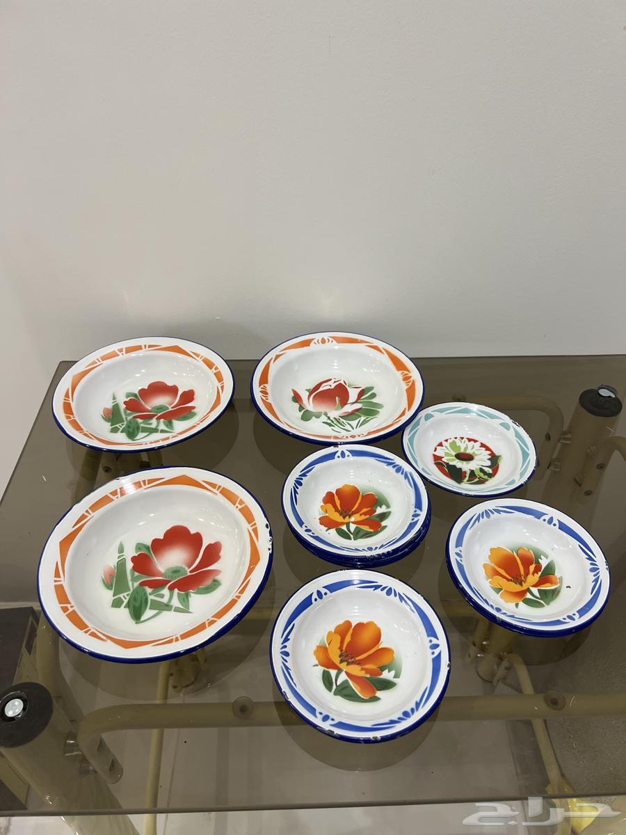 Old plates64591888528387113
