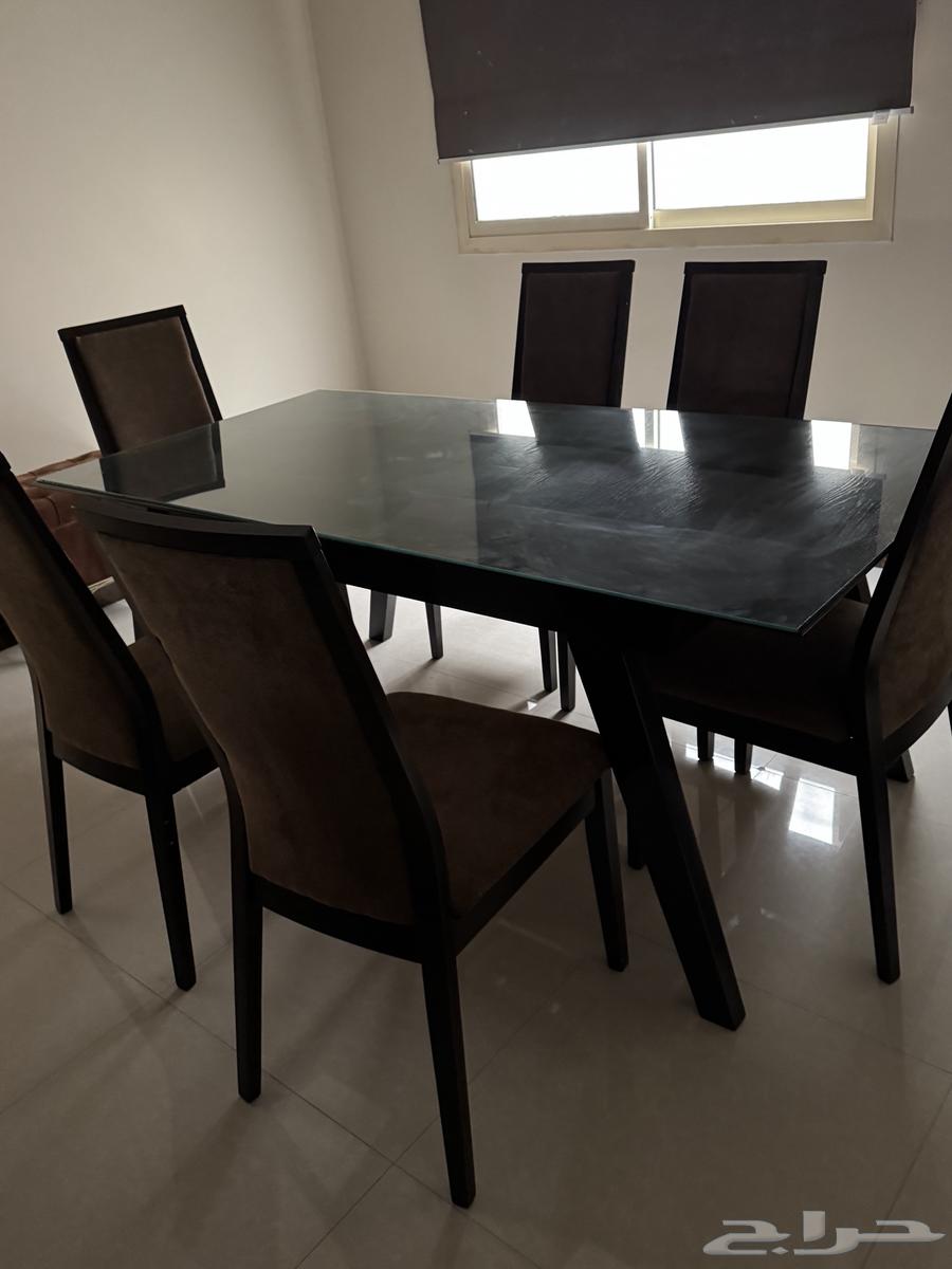 طاولة طعام مودرن لون بني64591442732033111