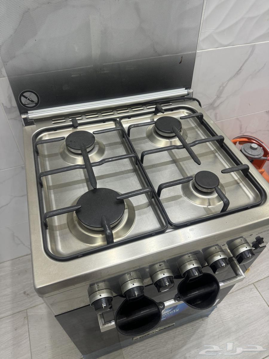 فرن مستخدم نظيف ولم يستخدم بعد64588993083011110