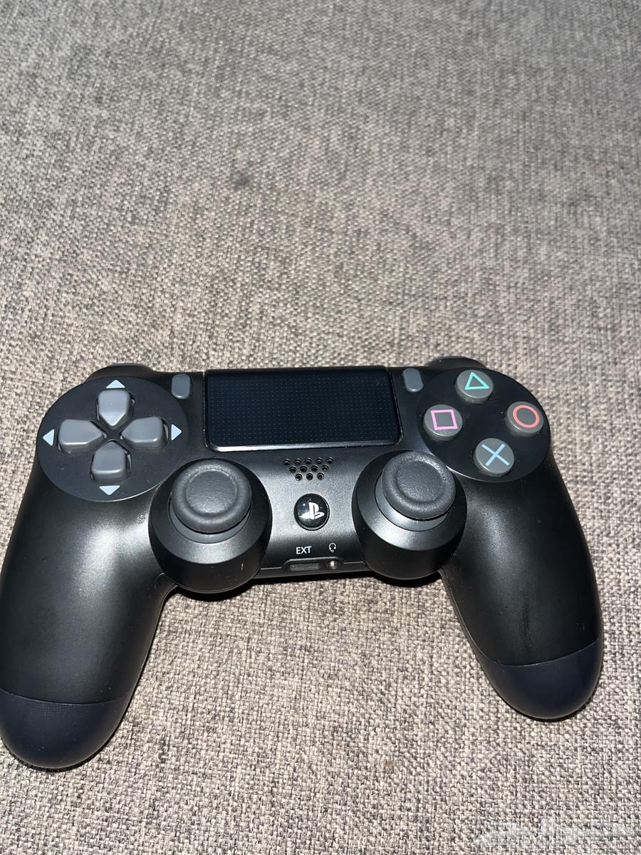 يد سوني فور64594119547779110