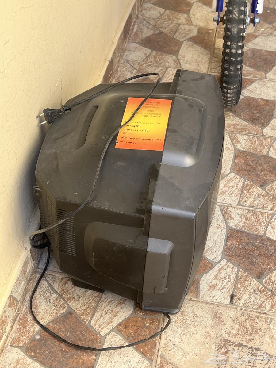 تلفزيون قديم64593595606017111