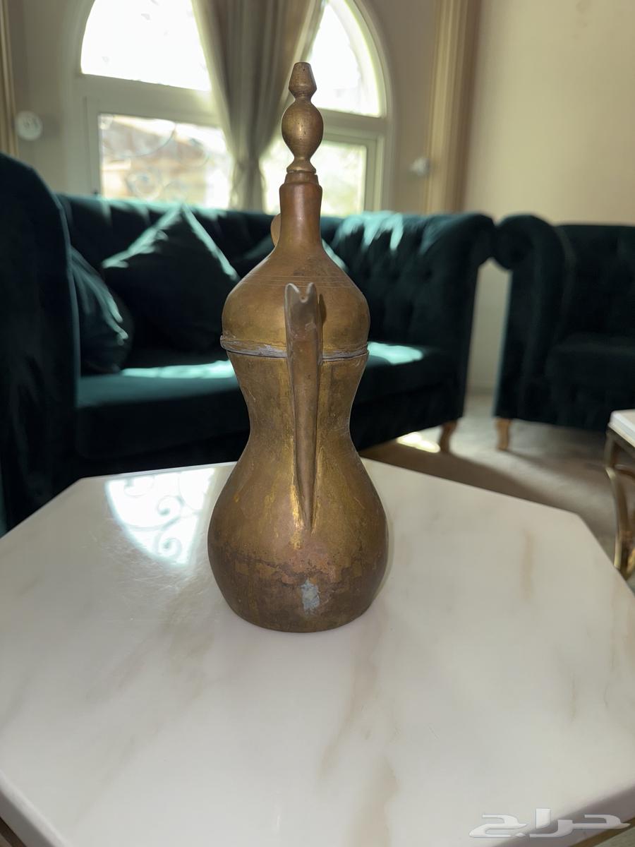 دلال قديمه و نظيفه للبيع64590274855042113