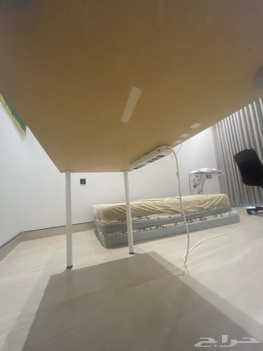 سلام عليكم ورحمة الله طاوله مكتب سيت اب للبيع اللي له خاطر64591346945922113