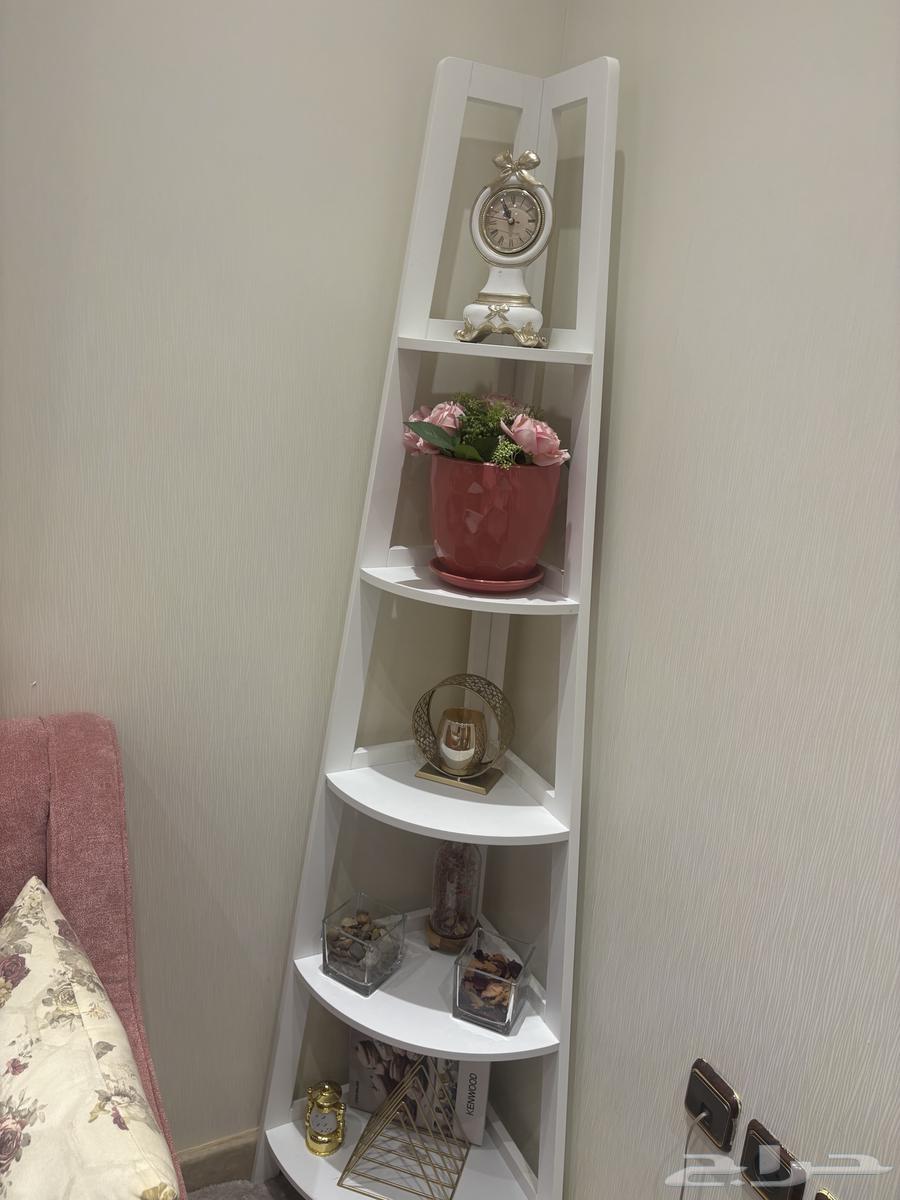 White corner shelf with wooden hanging shelf with ropes to hold flower pots64442843835650110
