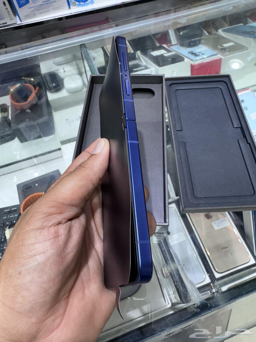 سامسونج جلاكسي زد فليب 764594788820098112