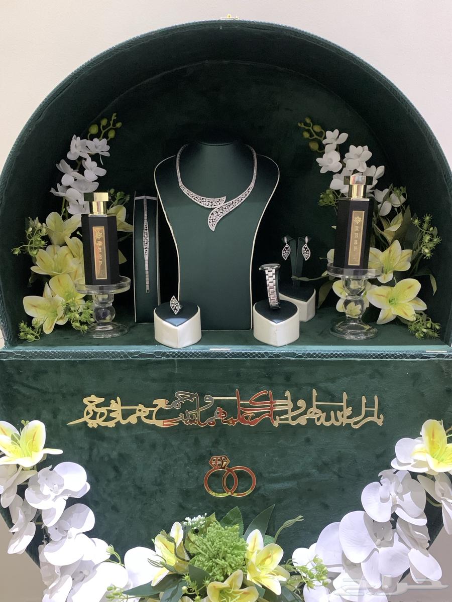 New bride's dowry box, used once, for sale with all accessories64593644531970111